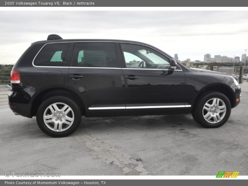 Black / Anthracite 2005 Volkswagen Touareg V8