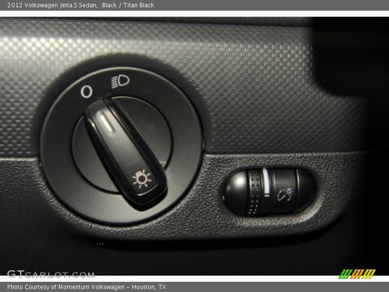 Black / Titan Black 2012 Volkswagen Jetta S Sedan