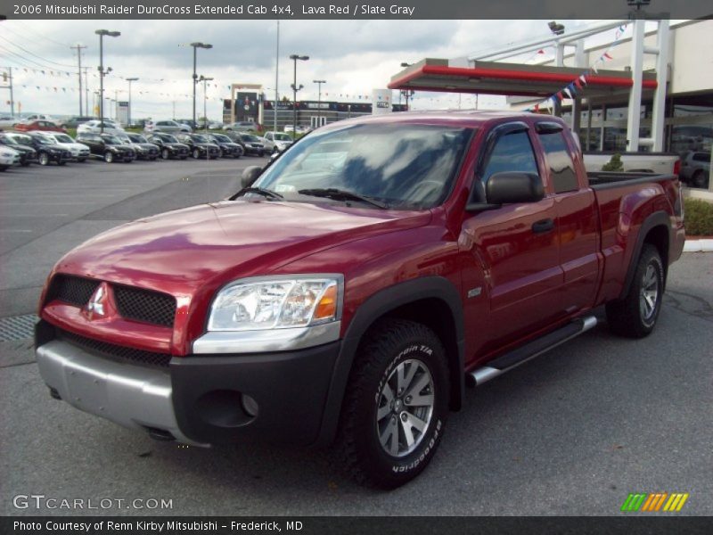 Front 3/4 View of 2006 Raider DuroCross Extended Cab 4x4