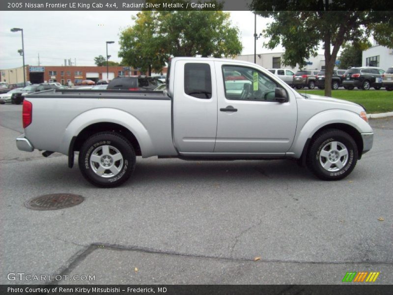 Radiant Silver Metallic / Graphite 2005 Nissan Frontier LE King Cab 4x4
