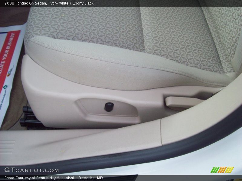 Ivory White / Ebony Black 2008 Pontiac G6 Sedan