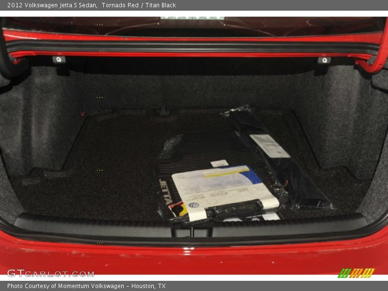 Tornado Red / Titan Black 2012 Volkswagen Jetta S Sedan