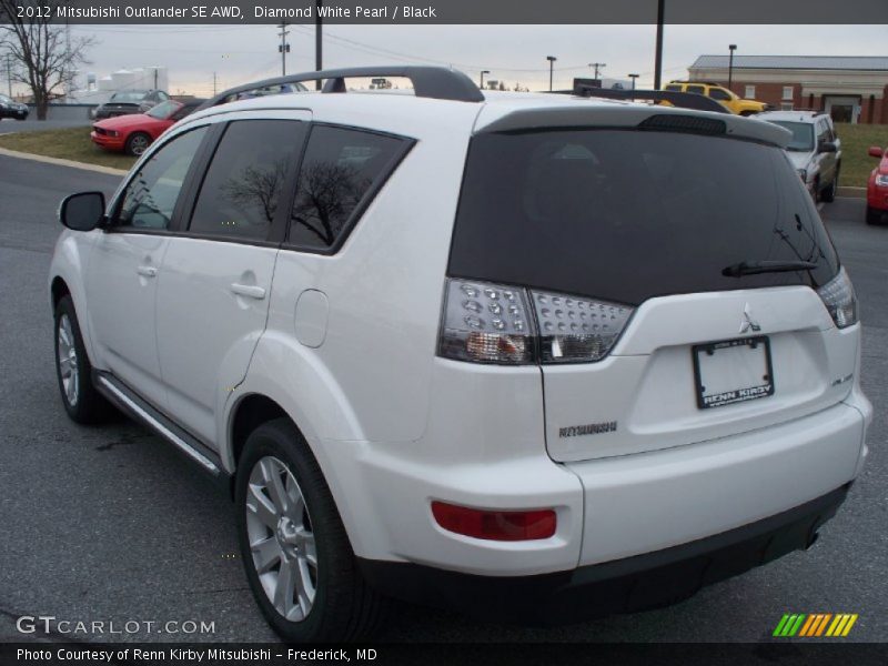 Diamond White Pearl / Black 2012 Mitsubishi Outlander SE AWD