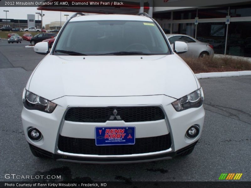 Diamond White Pearl / Black 2012 Mitsubishi Outlander SE AWD