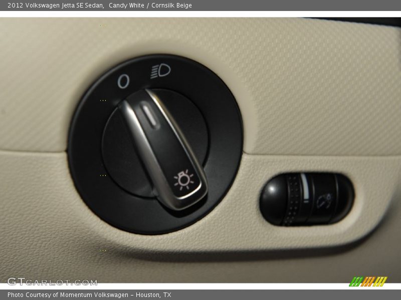 Candy White / Cornsilk Beige 2012 Volkswagen Jetta SE Sedan