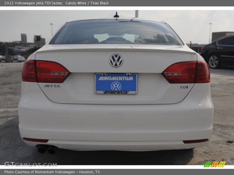 Candy White / Titan Black 2012 Volkswagen Jetta TDI Sedan