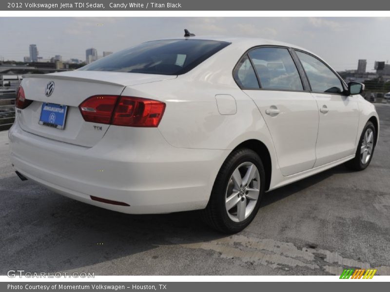Candy White / Titan Black 2012 Volkswagen Jetta TDI Sedan
