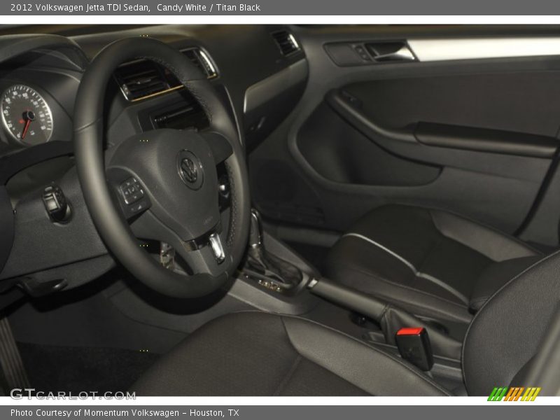 Candy White / Titan Black 2012 Volkswagen Jetta TDI Sedan