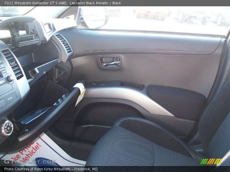 Labrador Black Metallic / Black 2012 Mitsubishi Outlander GT S AWD