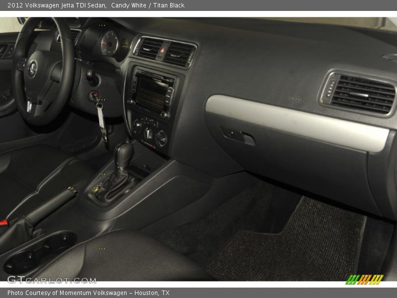 Candy White / Titan Black 2012 Volkswagen Jetta TDI Sedan