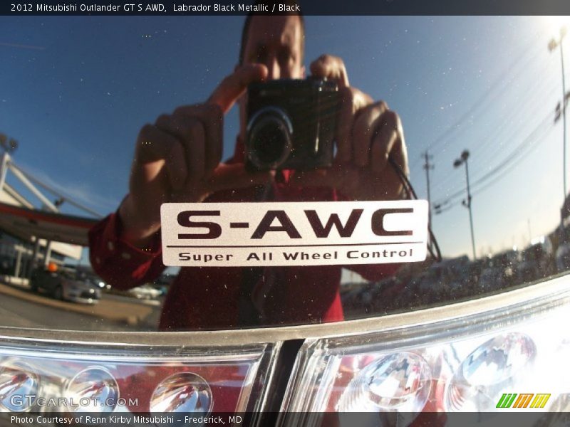 Labrador Black Metallic / Black 2012 Mitsubishi Outlander GT S AWD