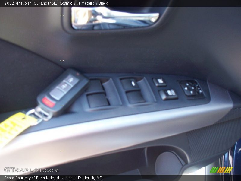 Cosmic Blue Metallic / Black 2012 Mitsubishi Outlander SE
