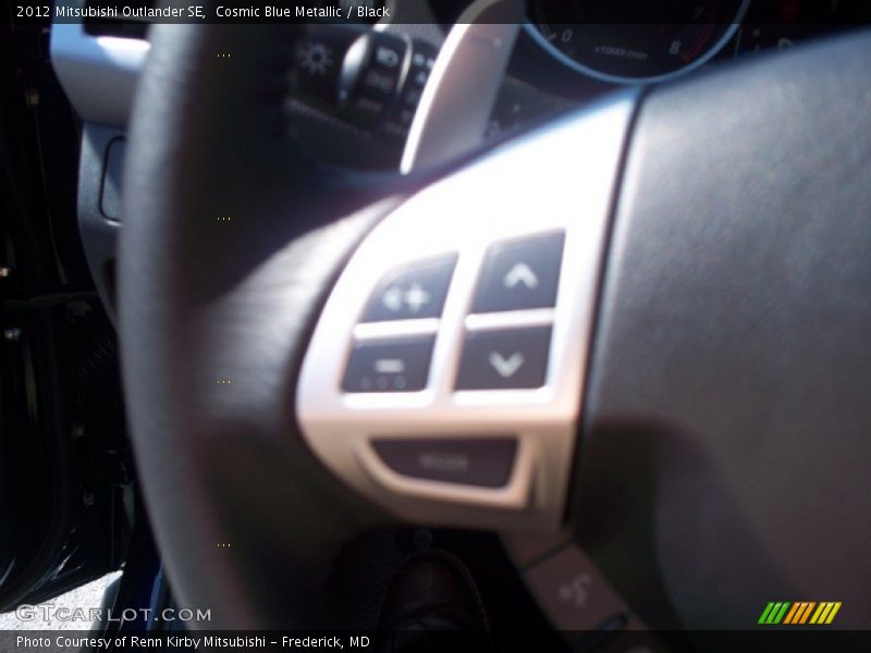 Cosmic Blue Metallic / Black 2012 Mitsubishi Outlander SE