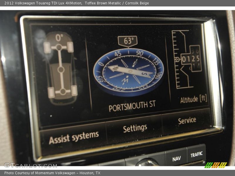 Controls of 2012 Touareg TDI Lux 4XMotion