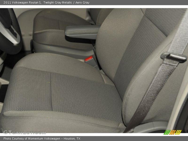 Twilight Gray Metallic / Aero Gray 2011 Volkswagen Routan S