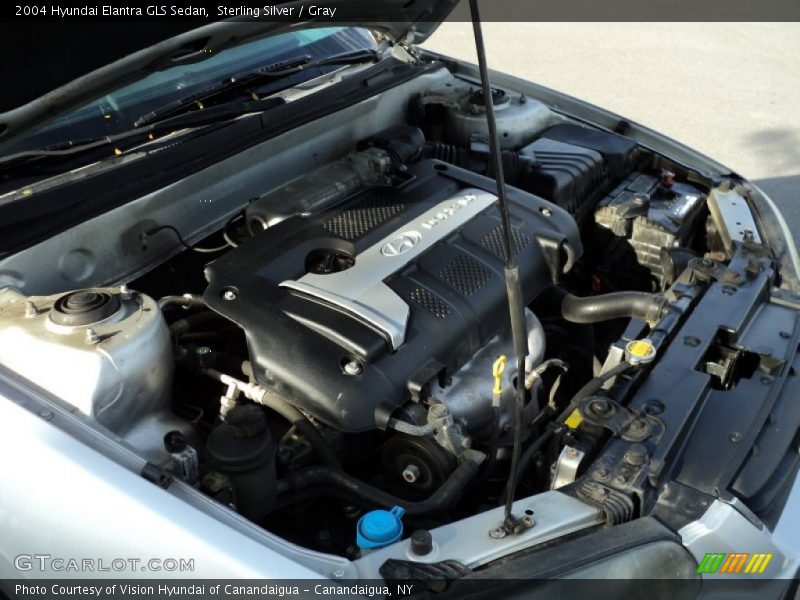 Sterling Silver / Gray 2004 Hyundai Elantra GLS Sedan