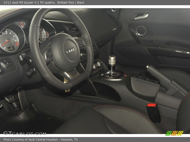  2012 R8 Spyder 4.2 FSI quattro Black Interior