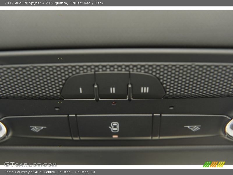 Brilliant Red / Black 2012 Audi R8 Spyder 4.2 FSI quattro