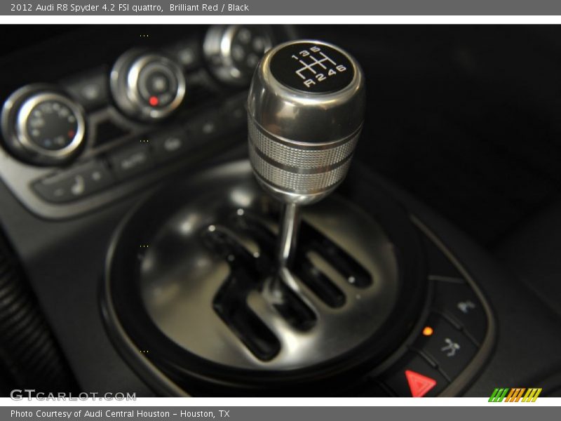  2012 R8 Spyder 4.2 FSI quattro 6 Speed Manual Shifter