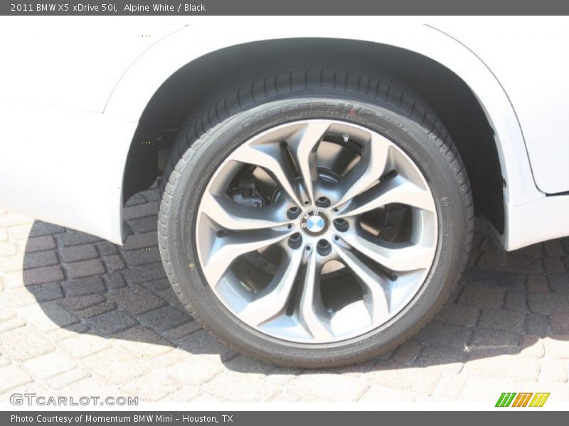 Alpine White / Black 2011 BMW X5 xDrive 50i