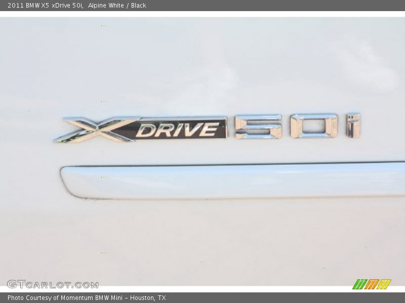 Alpine White / Black 2011 BMW X5 xDrive 50i