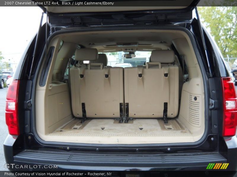  2007 Tahoe LTZ 4x4 Trunk