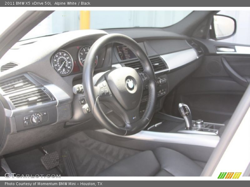 Alpine White / Black 2011 BMW X5 xDrive 50i