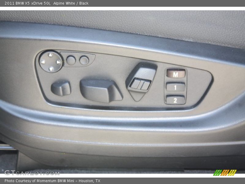 Alpine White / Black 2011 BMW X5 xDrive 50i