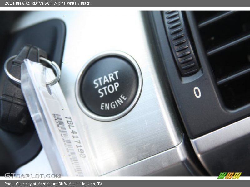 Alpine White / Black 2011 BMW X5 xDrive 50i