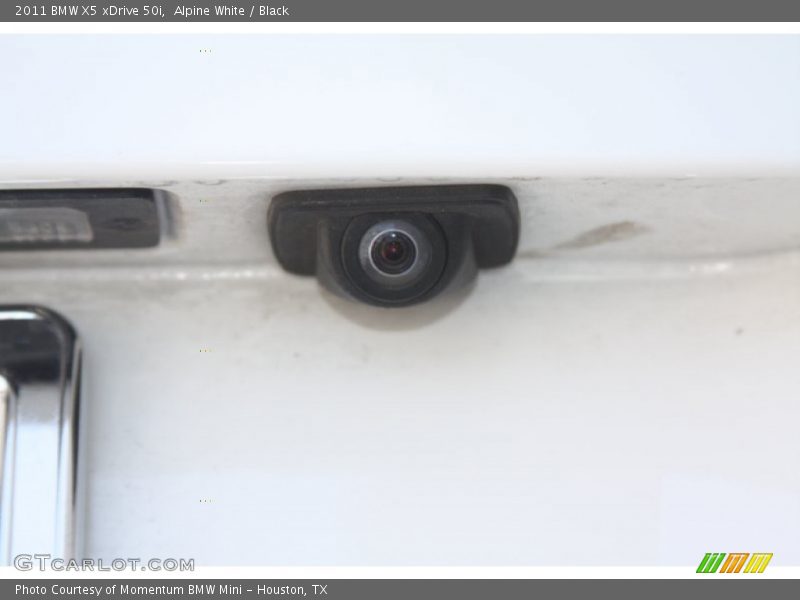 Alpine White / Black 2011 BMW X5 xDrive 50i