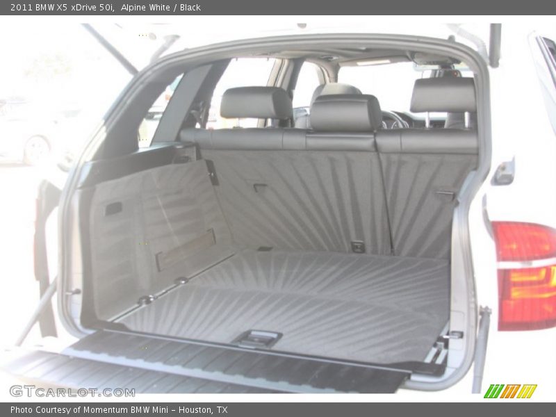 Alpine White / Black 2011 BMW X5 xDrive 50i