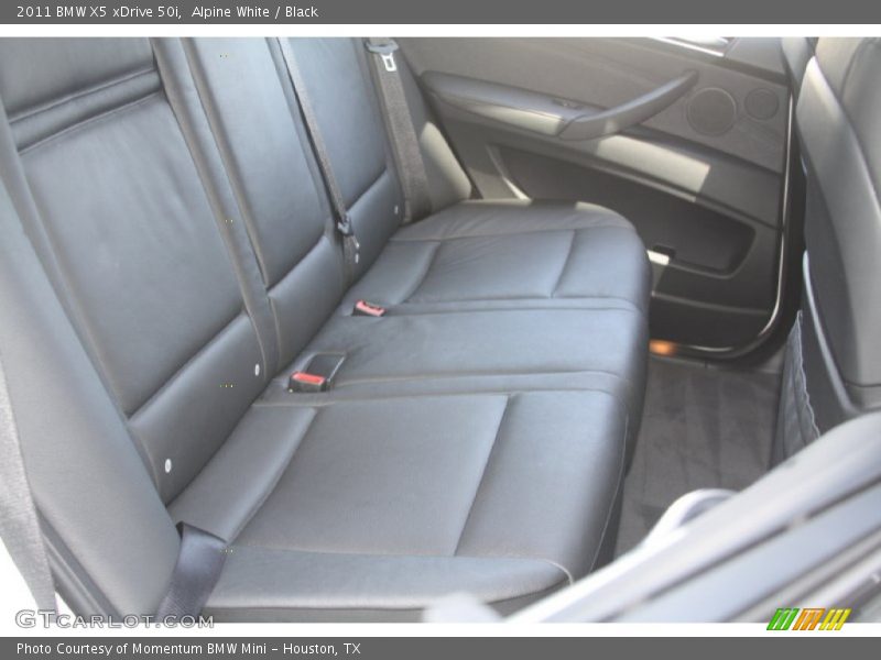 Alpine White / Black 2011 BMW X5 xDrive 50i