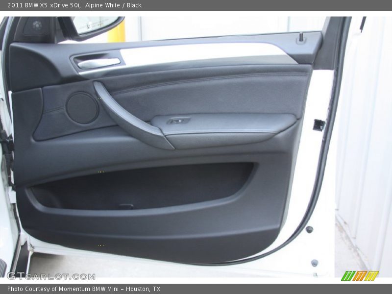 Alpine White / Black 2011 BMW X5 xDrive 50i