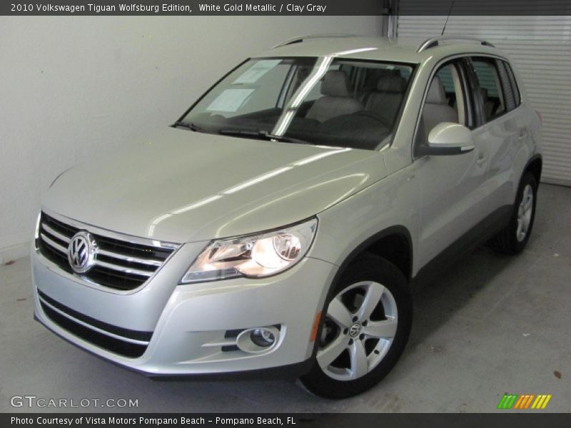 White Gold Metallic / Clay Gray 2010 Volkswagen Tiguan Wolfsburg Edition