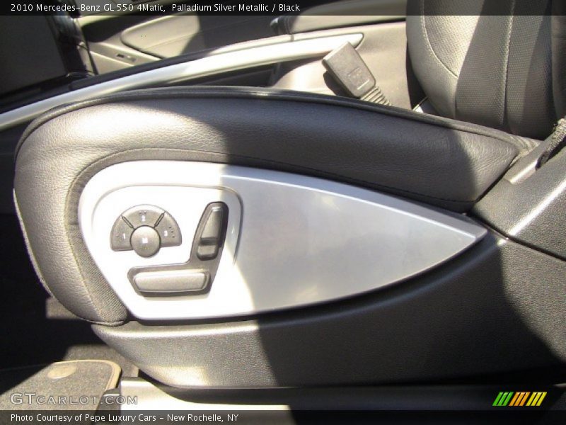 Palladium Silver Metallic / Black 2010 Mercedes-Benz GL 550 4Matic