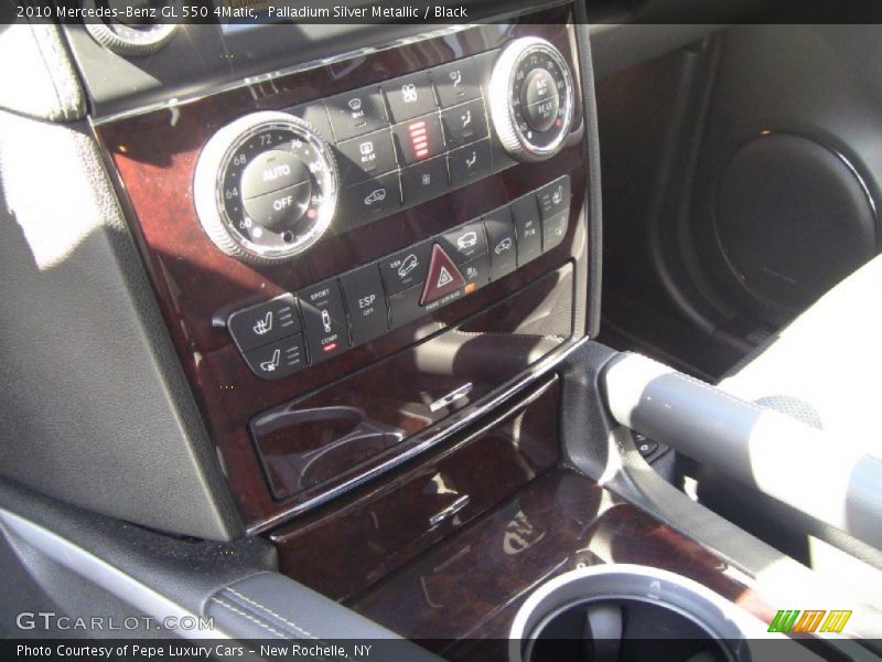 Palladium Silver Metallic / Black 2010 Mercedes-Benz GL 550 4Matic