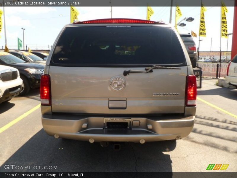 Silver Sand / Shale 2003 Cadillac Escalade