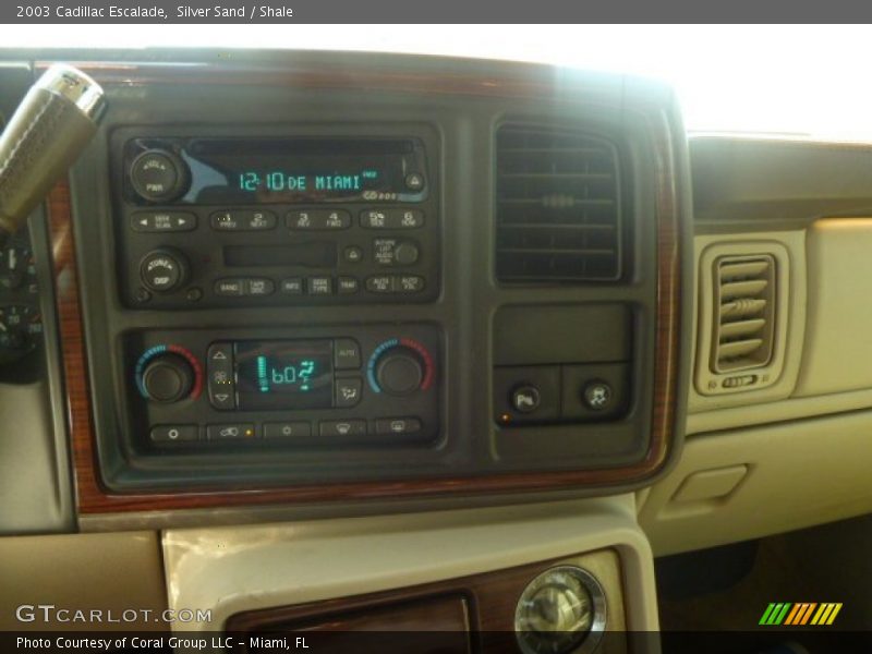 Silver Sand / Shale 2003 Cadillac Escalade