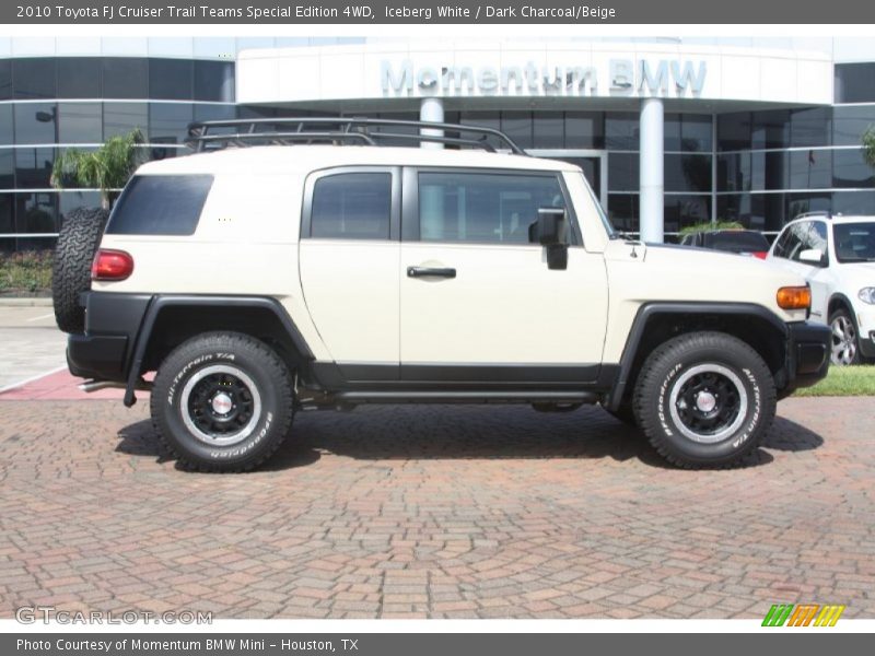 Iceberg White / Dark Charcoal/Beige 2010 Toyota FJ Cruiser Trail Teams Special Edition 4WD