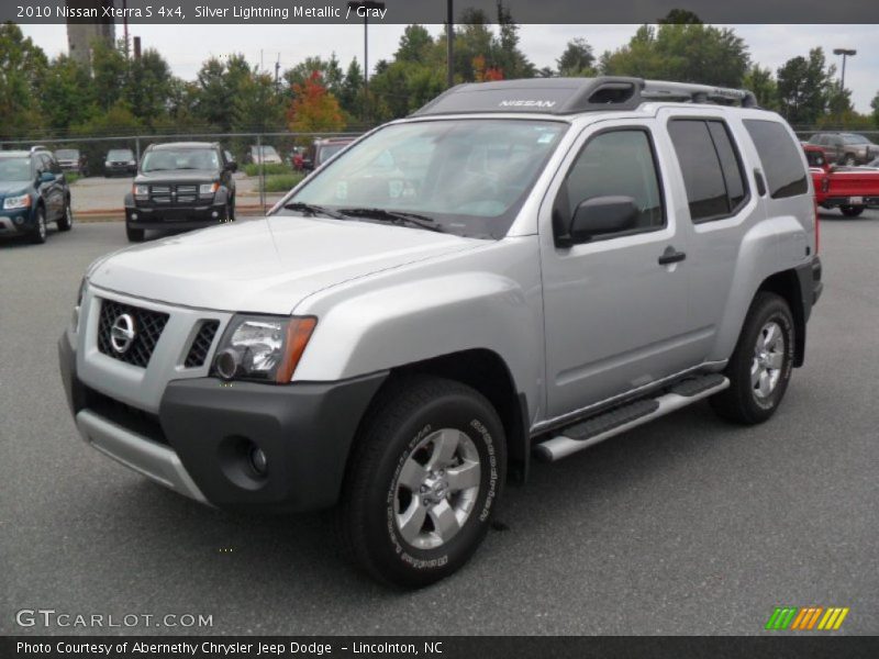 Silver Lightning Metallic / Gray 2010 Nissan Xterra S 4x4