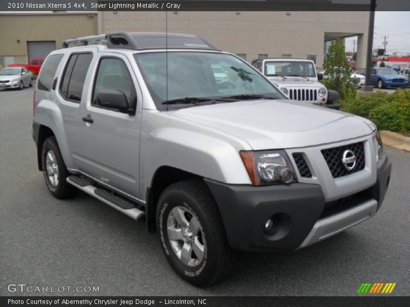 Silver Lightning Metallic / Gray 2010 Nissan Xterra S 4x4
