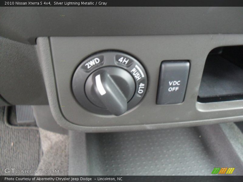 Silver Lightning Metallic / Gray 2010 Nissan Xterra S 4x4