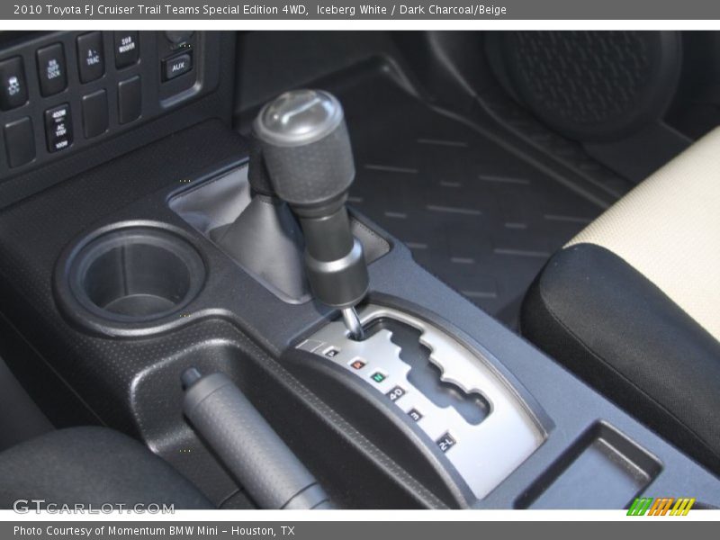 Iceberg White / Dark Charcoal/Beige 2010 Toyota FJ Cruiser Trail Teams Special Edition 4WD