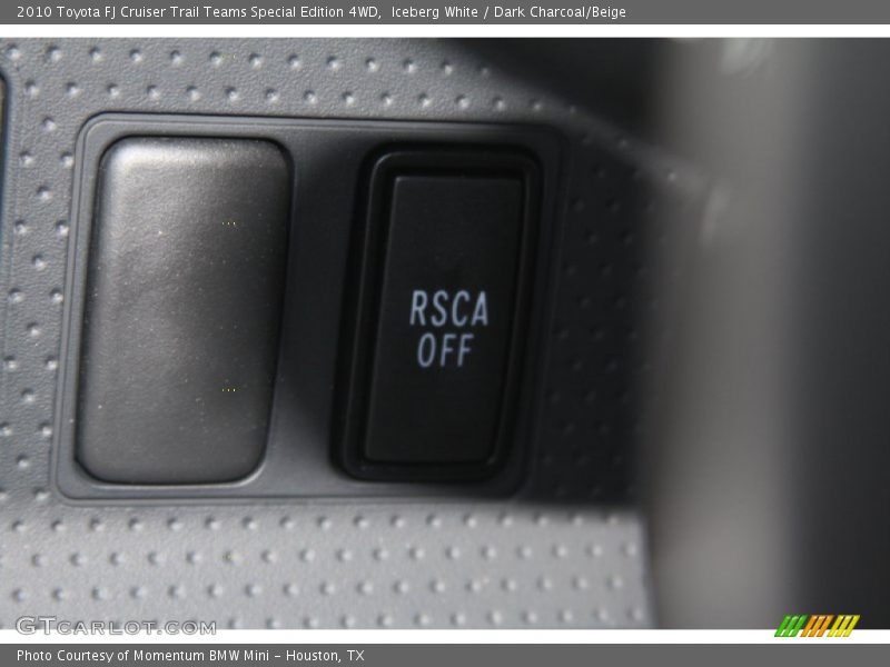 Iceberg White / Dark Charcoal/Beige 2010 Toyota FJ Cruiser Trail Teams Special Edition 4WD