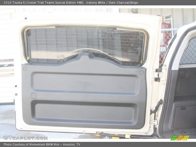 Iceberg White / Dark Charcoal/Beige 2010 Toyota FJ Cruiser Trail Teams Special Edition 4WD
