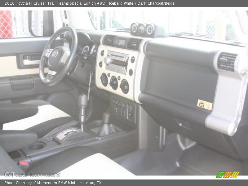 Iceberg White / Dark Charcoal/Beige 2010 Toyota FJ Cruiser Trail Teams Special Edition 4WD