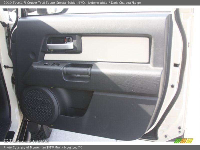 Iceberg White / Dark Charcoal/Beige 2010 Toyota FJ Cruiser Trail Teams Special Edition 4WD