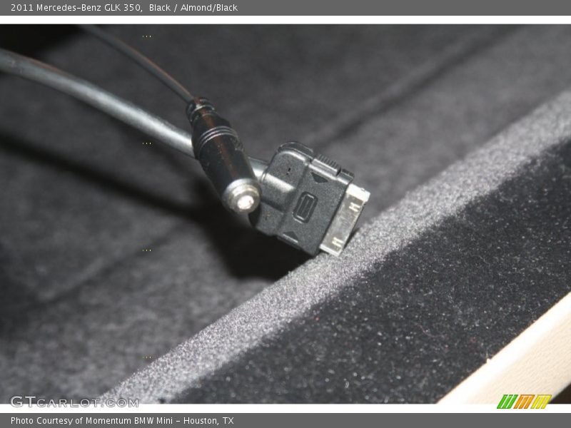 Black / Almond/Black 2011 Mercedes-Benz GLK 350