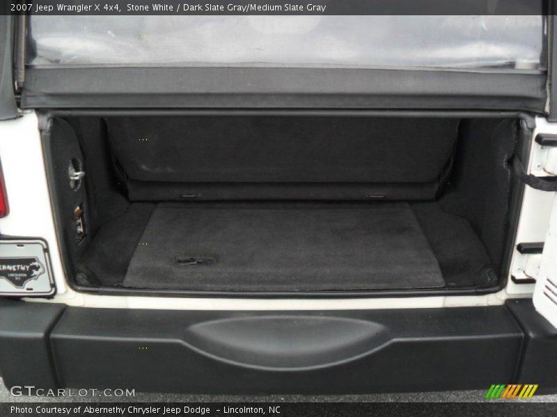 Stone White / Dark Slate Gray/Medium Slate Gray 2007 Jeep Wrangler X 4x4