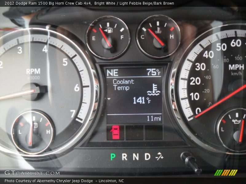 Bright White / Light Pebble Beige/Bark Brown 2012 Dodge Ram 1500 Big Horn Crew Cab 4x4